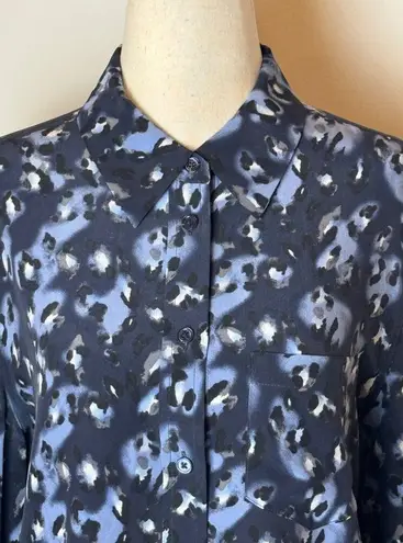 Equipment Shirt Women XS Blue Black Silk Leopard Print Collared Button Up Blouse