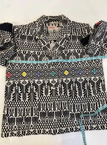 Vintage Guatemala Indigenous Blazer Buttons EUC Sz M Women’s Tribal Black Cream Size M