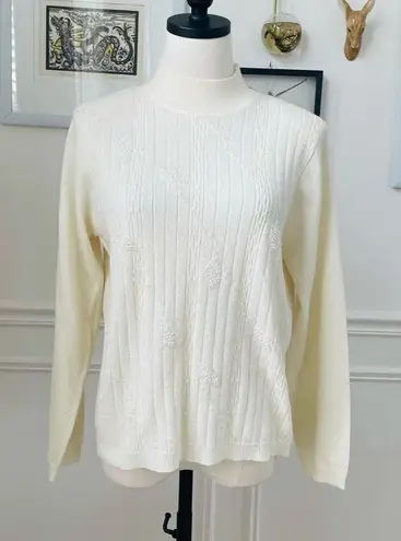 Alfred Dunner Vintage Petite Ivory Mock Neck Knit Top Beaded Leaves Subtle Green