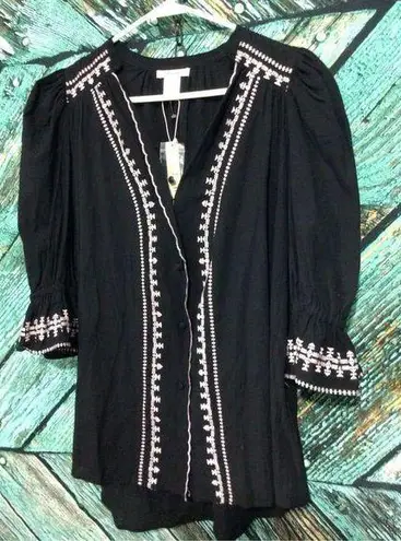 Esley NWT  Bohemian Boho Top Black With White Embroidery Size Small