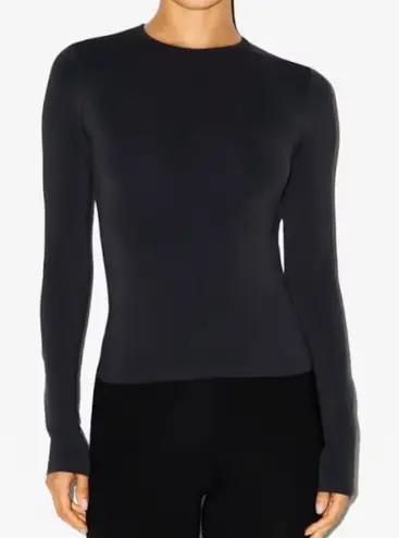 SKIMS Soft Smoothing Long Sleeve T-Shirt S
