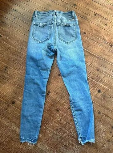 Kancan 3/25 distressed normcore boutique stretchy jeans