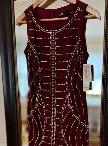 Leslie Fay  Bodycon Sequins Dress NWT Size 6 Burgandy