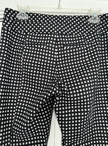 Elle  Mid Rise Black & White Check Straight Leg Cropped Pants Women's Size 2