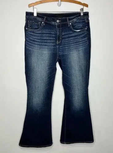 Buckle Black  Fit no. 53 flare jeans size 33 x 30