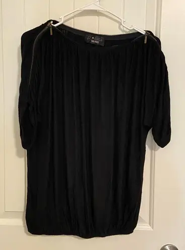 EUC Luca Milano women’s solid black loose fitted zipper top blouse medium