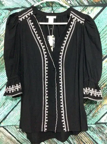 Esley NWT  Bohemian Boho Top Black With White Embroidery Size Small