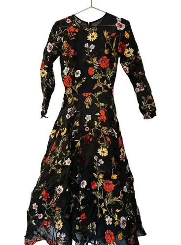 Oscar de la Renta Black Floral Hand Embroidered Tulle Beaded Midi Dress Size 6