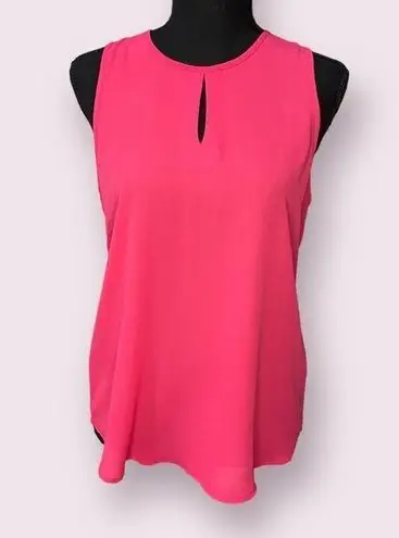 Violet+Claire  sleeveless pink keyhole shell tank Size S