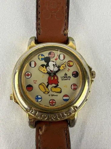 Seiko Vintage Lorus Mickey Mouse Watch Musical It's Small World Brown Band