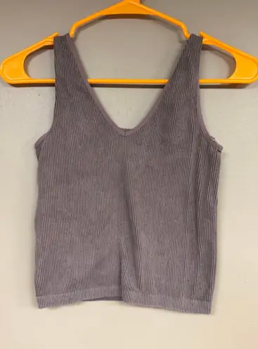 Yelete Women's Gray Ribbed V-Neck Tank Top