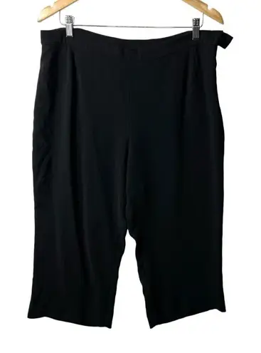 Vince  Black Cropped‎ Dress Pants Women’s Size Medium **flawed** thumbnail 1