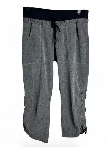 Athleta Allegro Capri Pants | Size 0 | Ruched, Cropped & Ready to Rom-Com Power