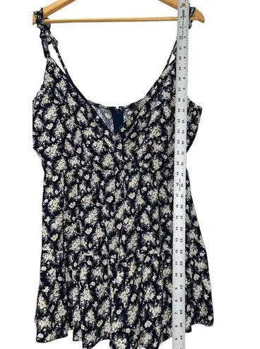 Trixxi  Navy Floral Short Summer Romper Size Large Ruffle Sleeves