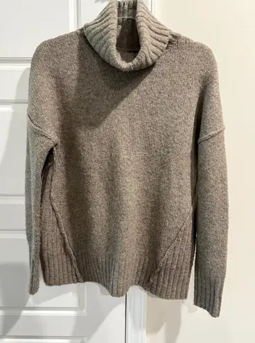 Women's Oversized Earthy Wool