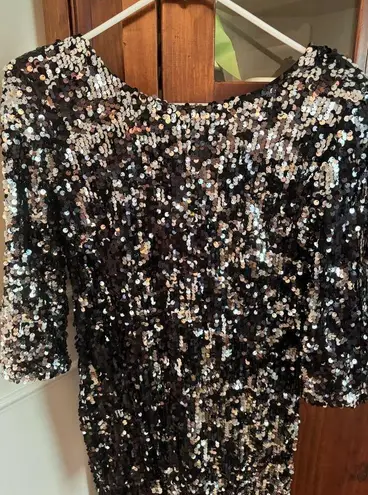 Blaque Label Women’s Size Medium Lo Back Silver All Sequin Short Dress