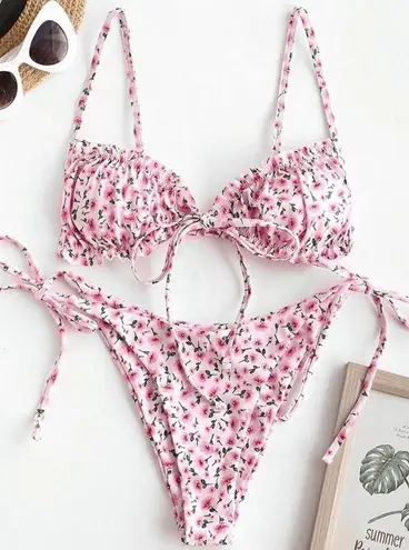 Zaful  Ditsy Floral Flower Pink Ruffle Bikini Set Large 8/10 NWOT