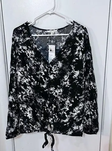 Cooper and Ella  Black Floral Button Down Tie Top Size 1X New P1-229