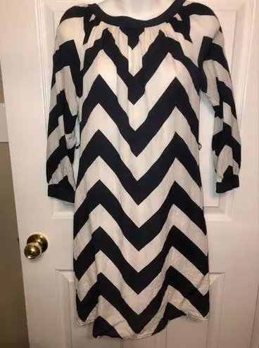 Vineyard Vines  Womens Size 4 Navy Blue White Chevron 3/4 Sleeve Silk Midi Dress