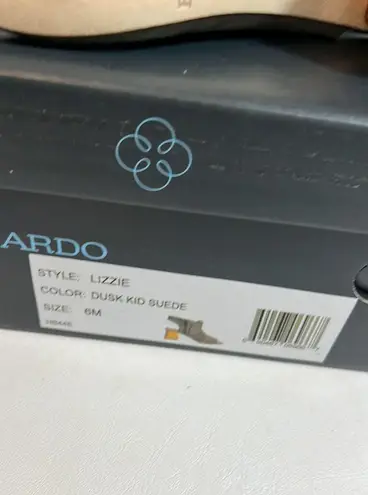 Bernardo Lizzie Dusk Kid Suede sandals #casual #classic #comfy #fall #stylish