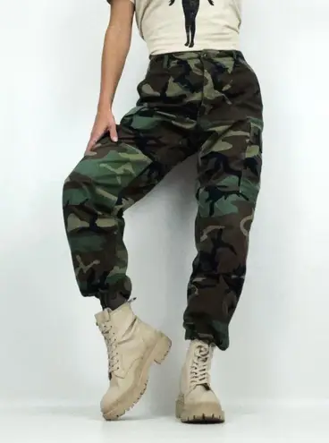 Y2K Women’s Cargo Hot Weather Combat Trousers in Woodland Camo Small Short