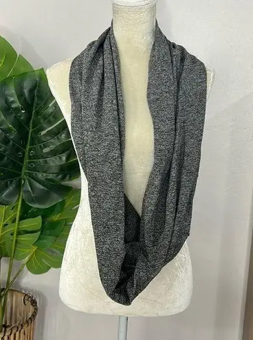 Athleisure infinity scarf with zipper pocket Gray