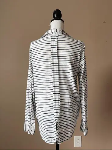 Velvet Heart  | Striped Split Hem Button Down Top Sz M