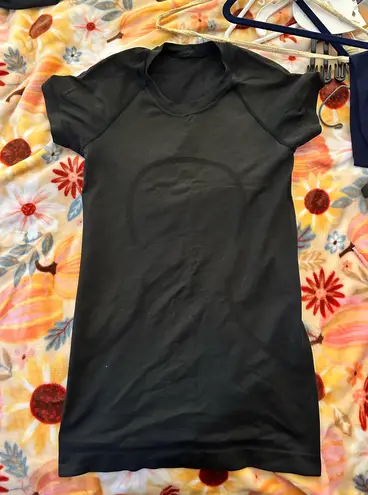 Lululemon  Swiftly Short Sleeve - Image 1