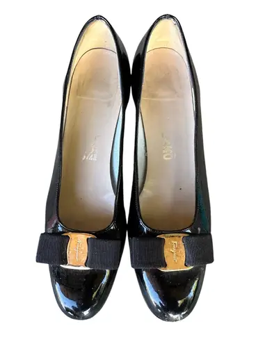 Salvatore Ferragamo Vintage Vara kitten heel bow pumps