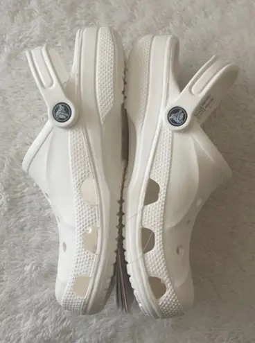 Crocs Baya White Unisex Clog, Size: Women's (7)