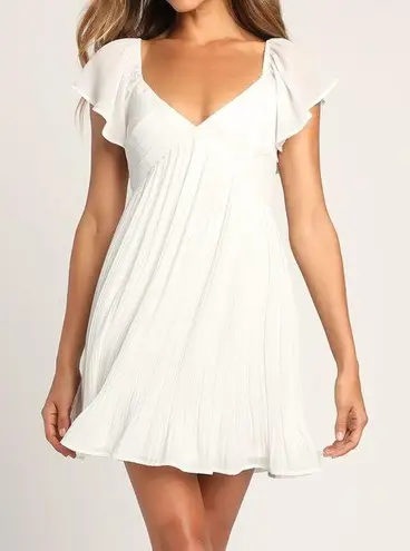 Lulus NWT Amalfi Coast White Pleated Flutter Sleeve Empire A