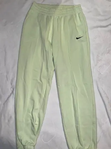 Nike Sweatpants