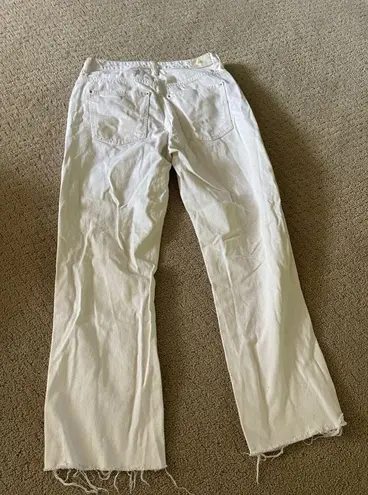 ZARA High Rise White Raw Hem Straight Leg Jean Size 10 Bin 265