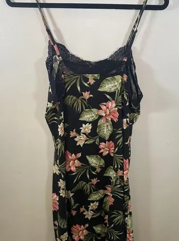 BCBGMAXAZRIA NWT BCBG MaxAzria Nightgown