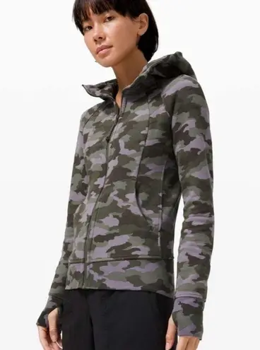 Lululemon  Scuba Hoodie *Light Cotton Fleece
Heritage 365 Camo Dusky Lavender