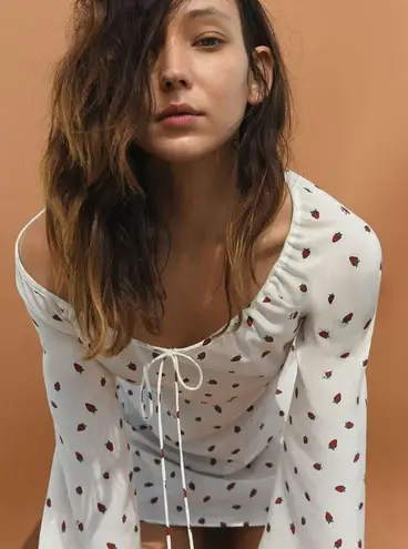 Realisation Par 💕💕 Luna Dress ~ White Strawberry Print Small S NWT