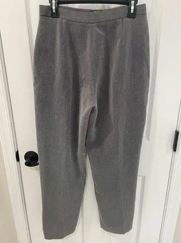 Larry Levine Sport Grey Professional Lightweight Pants Women’s Size 8