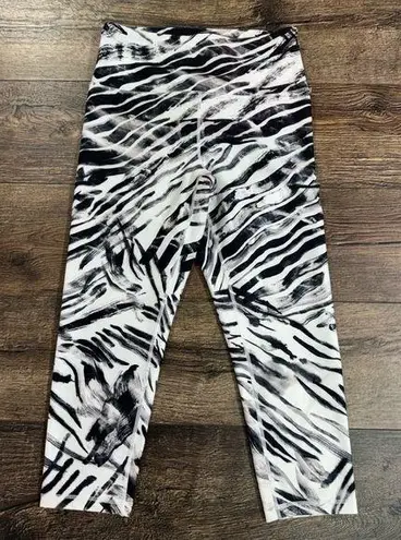 Balance Collection NWOT  Pattern Cropped Leggings