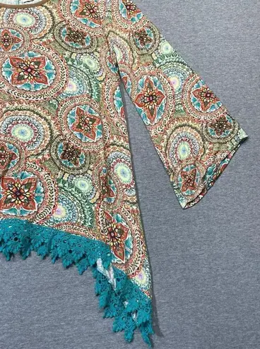 Tru Self Women’s shark bite shirt. Ladies large very flowy