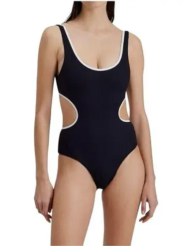 Solid & Striped Sarah Cutout Rib One-Piece
Swimsuit Sz S