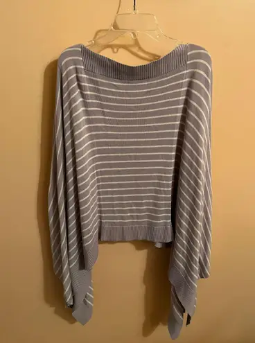 Lululemon Foward Flow Poncho in Iced Iris/ Antique White