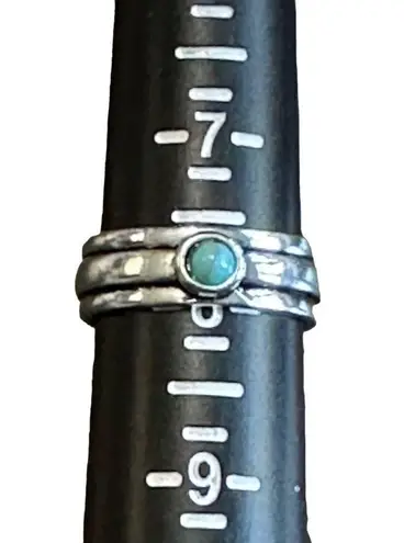 Brand New!! Size 8 Boho/Tribal solitaire with turquoise colored stone Silver