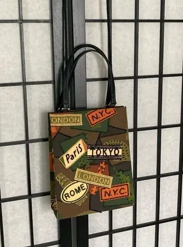 RARE Prezzo World Traveler Beaded London NYC Tokyo Rome Handbag Tote Purse Red
