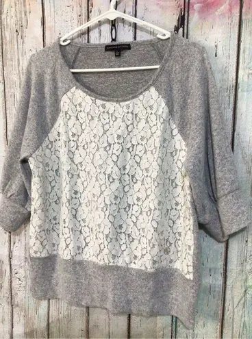 Adrienne Vittadini Gray & White Sweater 3/4 Sleeves Size Large 💕