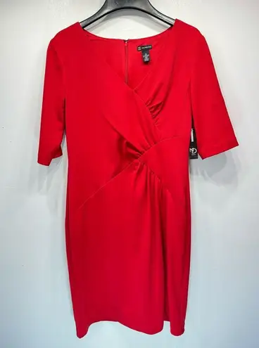 Red Dress by New Directions Half Sleeve Patchwork Pleated Front Form Fitting Size 10
