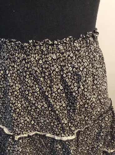 Ava Christine Floral Smocked Tiered Flirty Girly Mini Skirt Sz M Medium