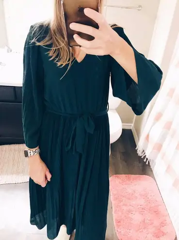 Love Riche Green Long Dress —