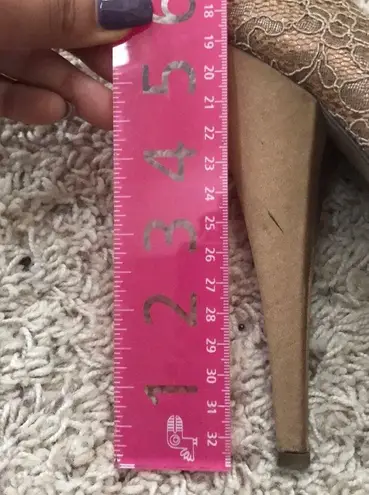 Zigi Soho Lace Platform heels - 8.5