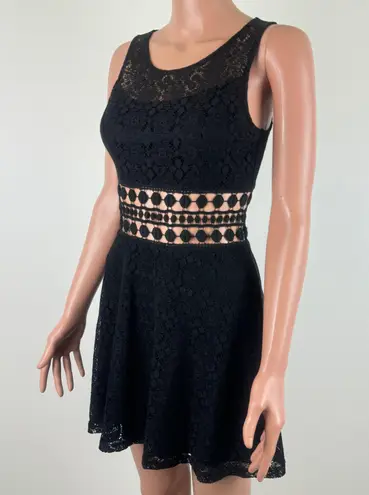 Cals NWOT Daisy Lace Fit and Flare Cutout Crochet Sleeveless Dress Black Small