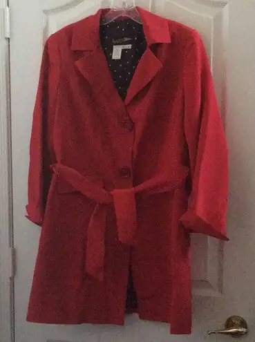 FINAL MARKDOWN Ladies’ Mary Kay Star Car Coat w/Belt (L) Red Size L